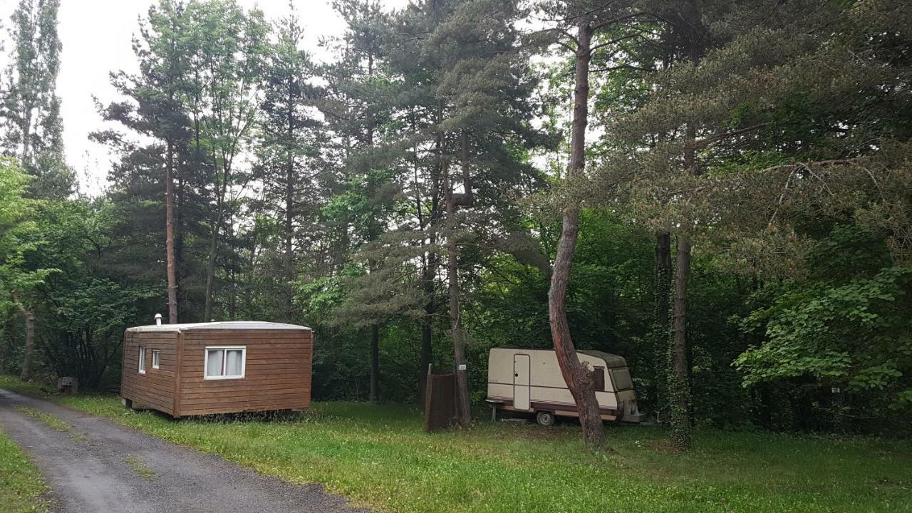 Camping Le P'Tit Bonheur Escaro Экстерьер фото